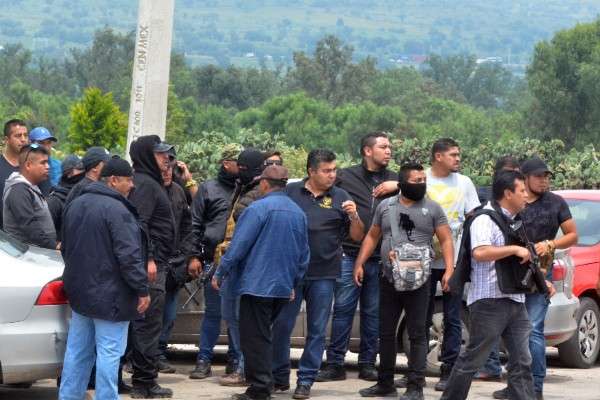 Comuneros linchan y asesinan a tres presuntos homicidas en Charapan, Michoacán