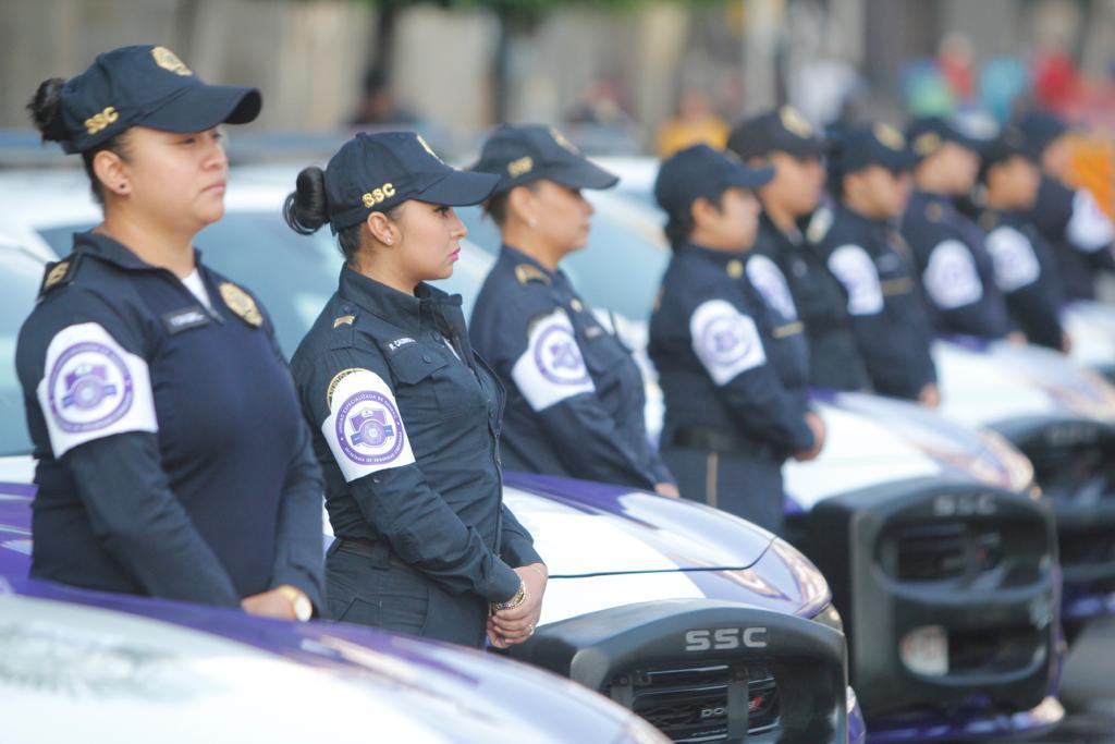 mujeres policías