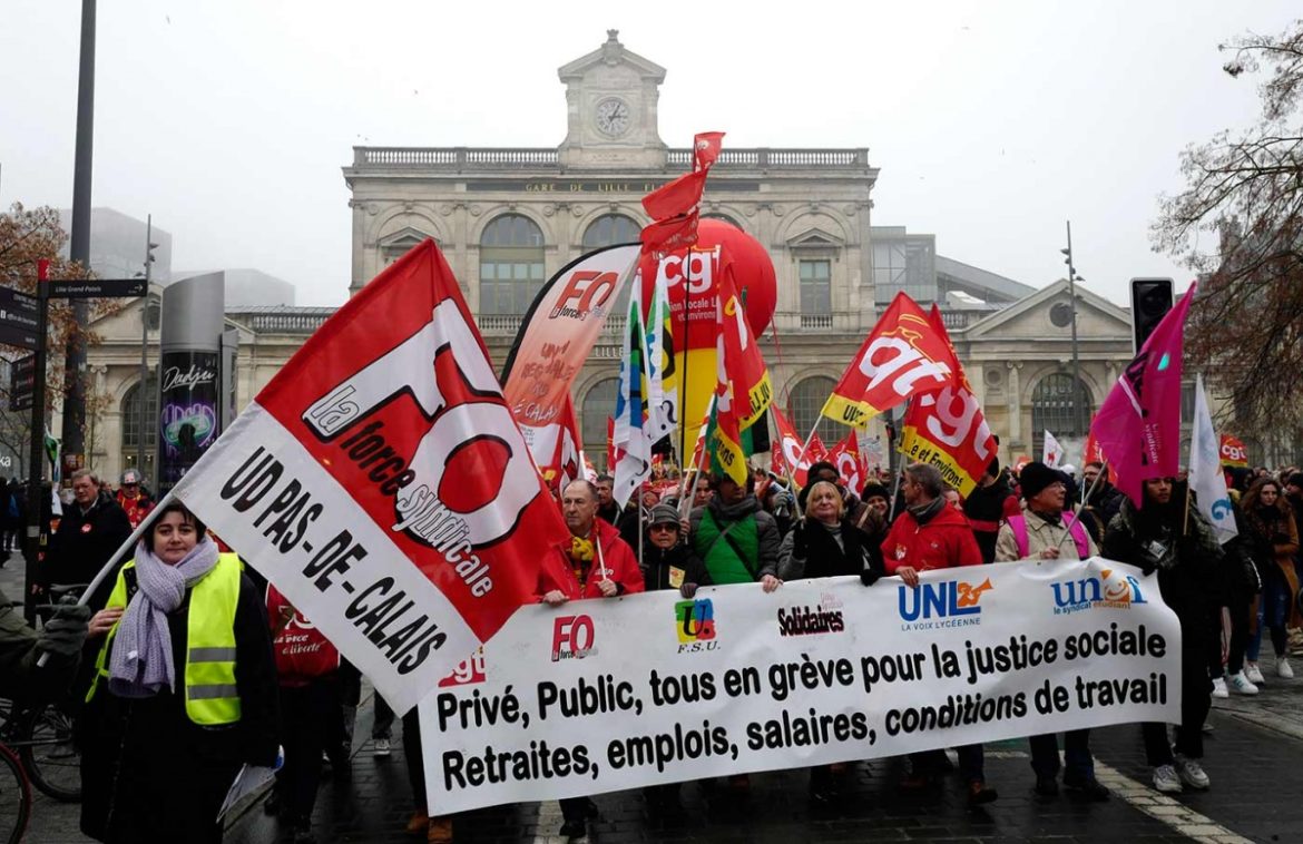 Sigue el caos en Francia por huelga contra reforma de pensiones