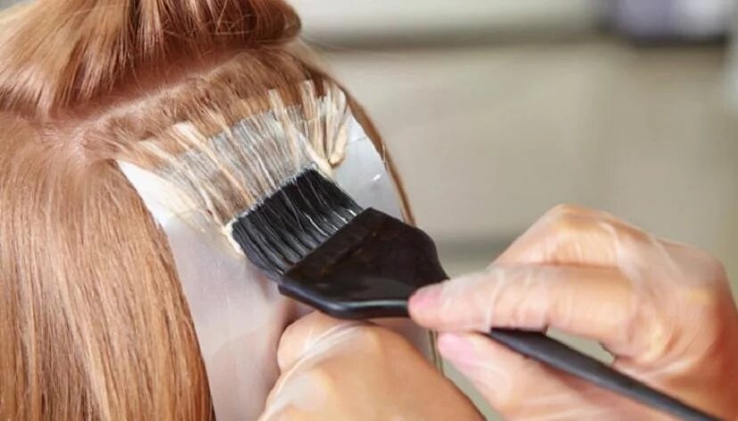 Uso de tintes para cabello aumenta casos de cáncer