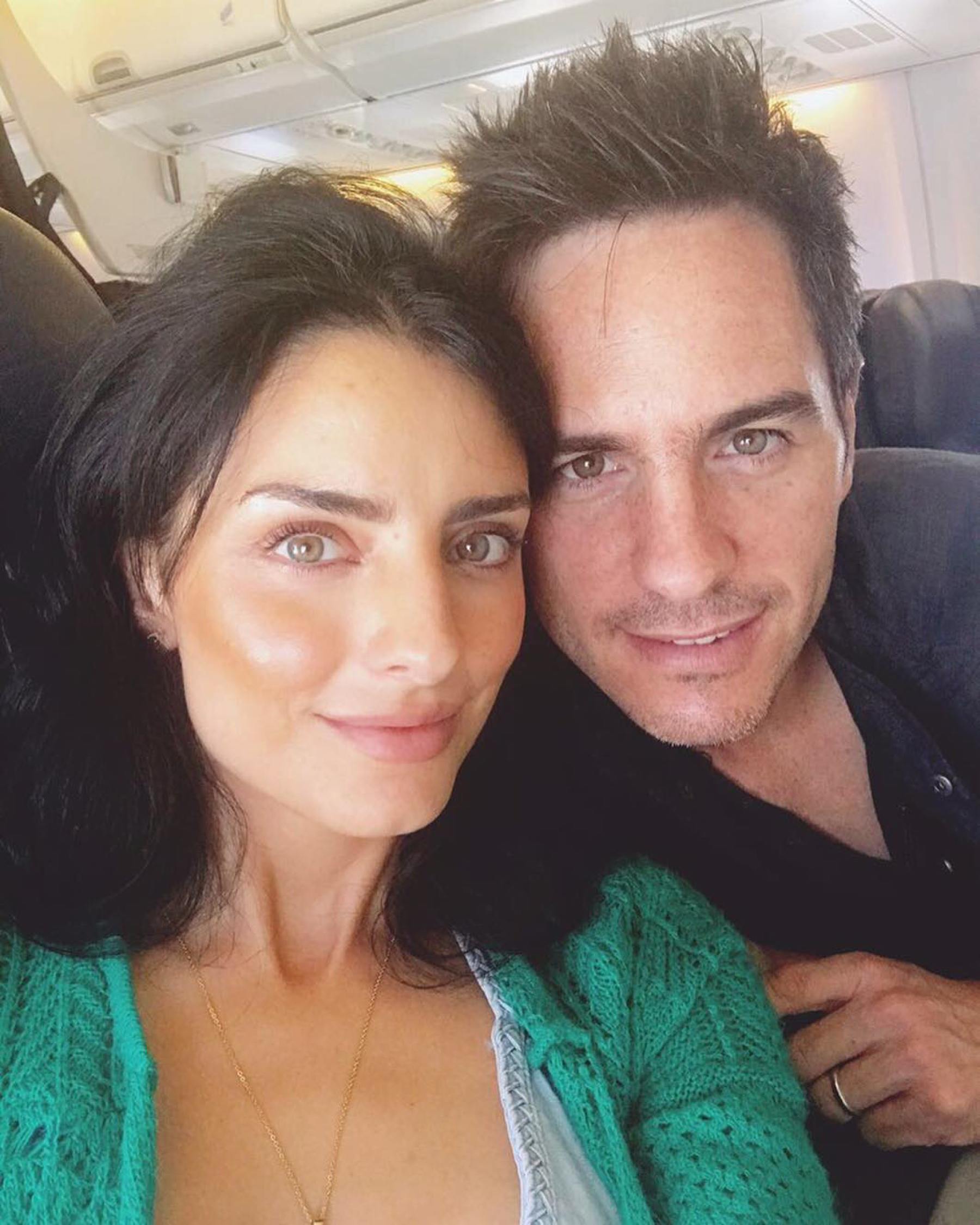 Aislinn Derbez y Mauricio Ochmann