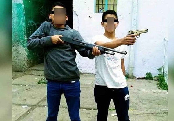 2 jóvenes sicarios